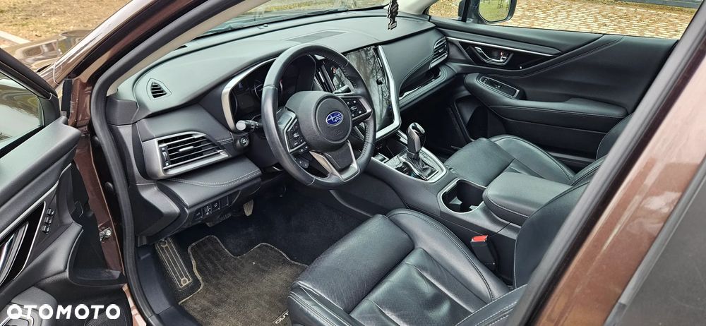 Subaru Outback 2.5i Exclusive - 11