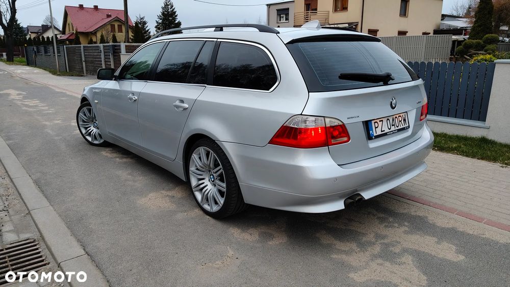 BMW Seria 5 525d - 4
