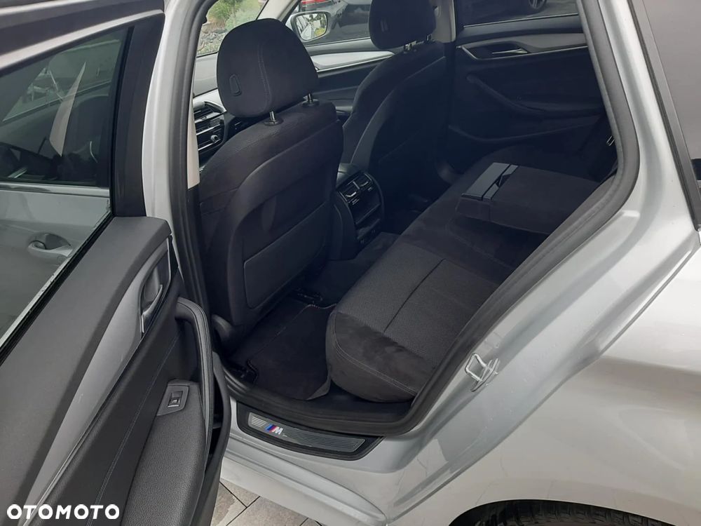 BMW Seria 5 520d Touring M Sport Edition - 23