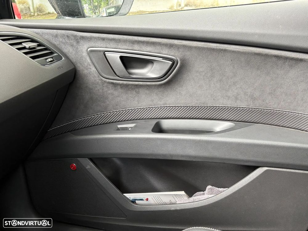 SEAT Leon ST 2.0 TSI S&S 4Drive DSG Cupra 300 - 11