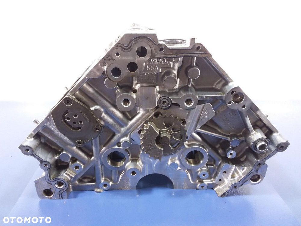 AUDI A8 D4 4H 3.0 TFSI CRE BLOK SILNIKA - 4