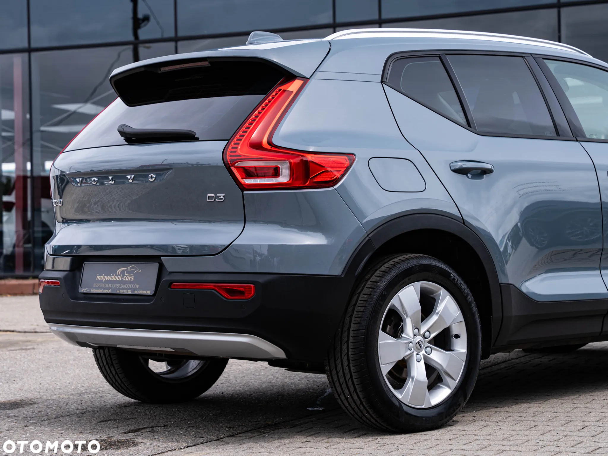 Volvo XC 40 D3 SCR Momentum Core - 13