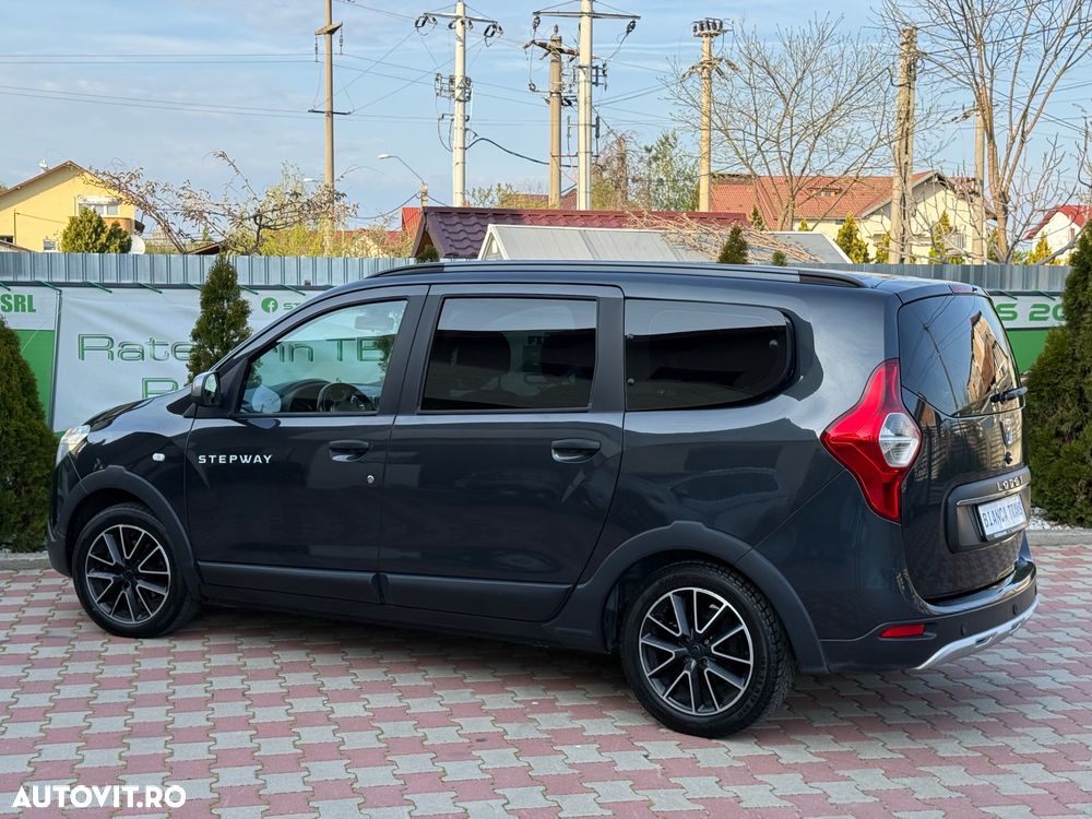 Dacia Lodgy 1.5 dCi Stepway - 11