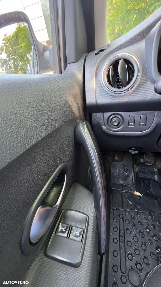 Dacia Logan 1.5 75CP Ambiance - 10
