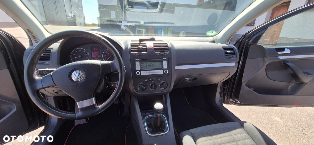 Volkswagen Golf 1.6 Goal - 11