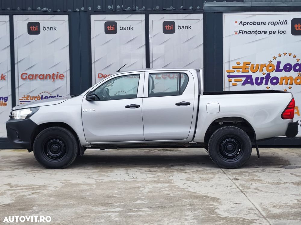 Toyota Hilux 2.4D 150CP 4x4 Double Cab 6MT Style - 5