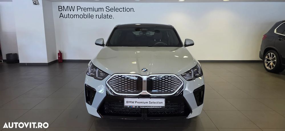 BMW iX2 xDrive30 - 2