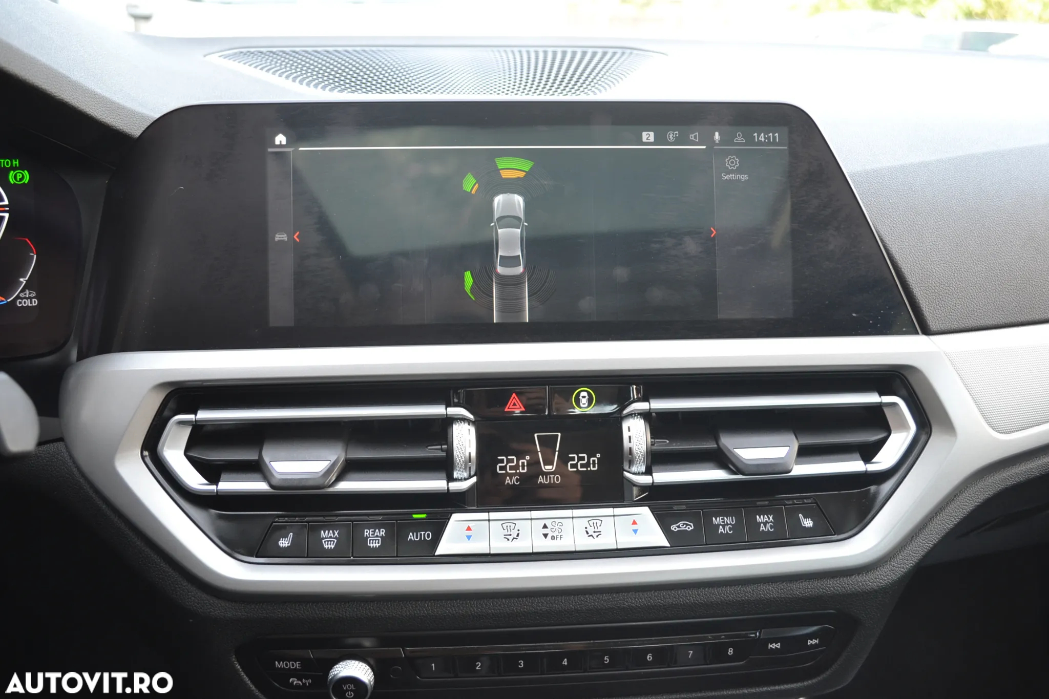 BMW Seria 3 320d xDrive AT MHEV - 32