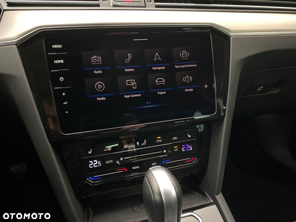 Volkswagen Passat Variant - 22