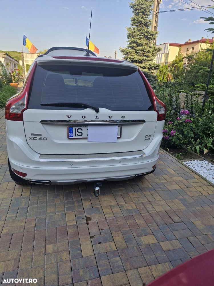 Volvo XC 60 D5 AWD Geartronic Kinetic - 2