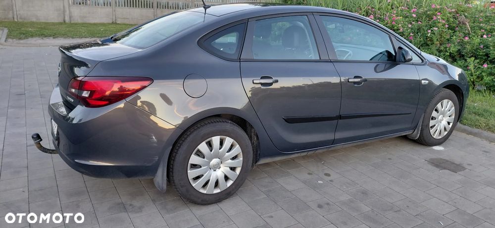Opel Astra - 10