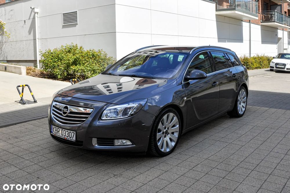 Opel Insignia - 1