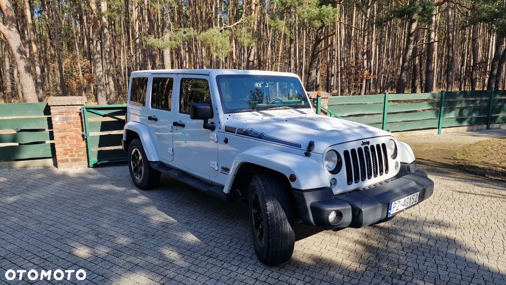 Jeep Wrangler 2.8 CRD Unlim Sahara - 25