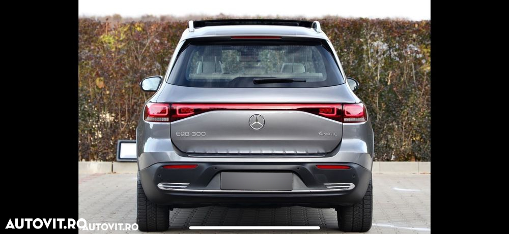 Mercedes-Benz EQB 300 4MATIC - 36