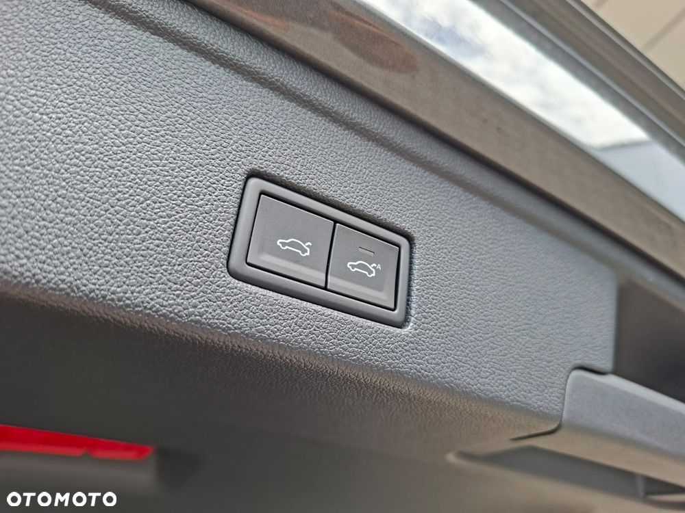 Volkswagen Touareg 3.0 V6 TDI 4Motion Elegance - 15