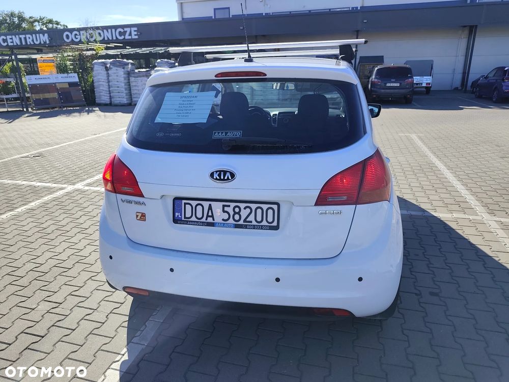 Kia Venga 2011 photo 5