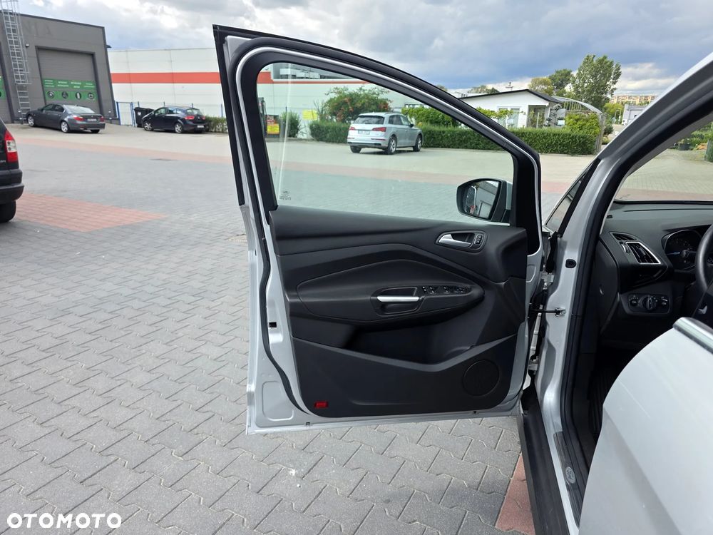 Ford C-MAX - 12