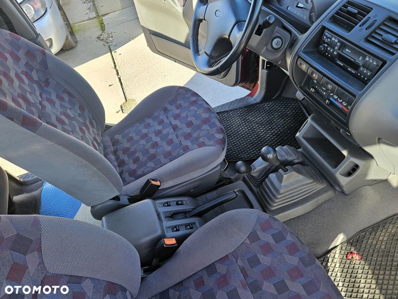Ford Maverick 2.4 - 18