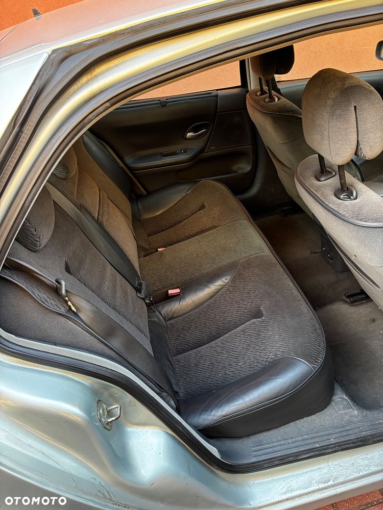 Renault Laguna 2.0 16V Fascination - 7