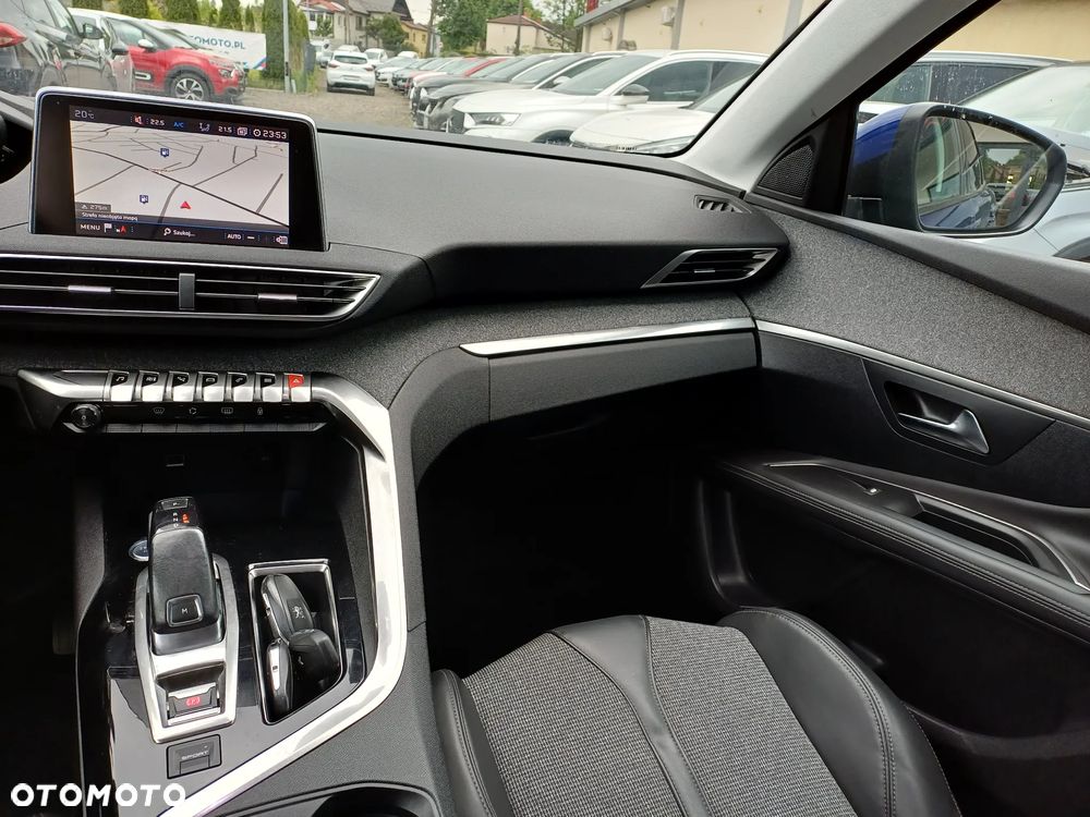 Peugeot 3008 1.6 THP Allure S&S EAT6 - 23