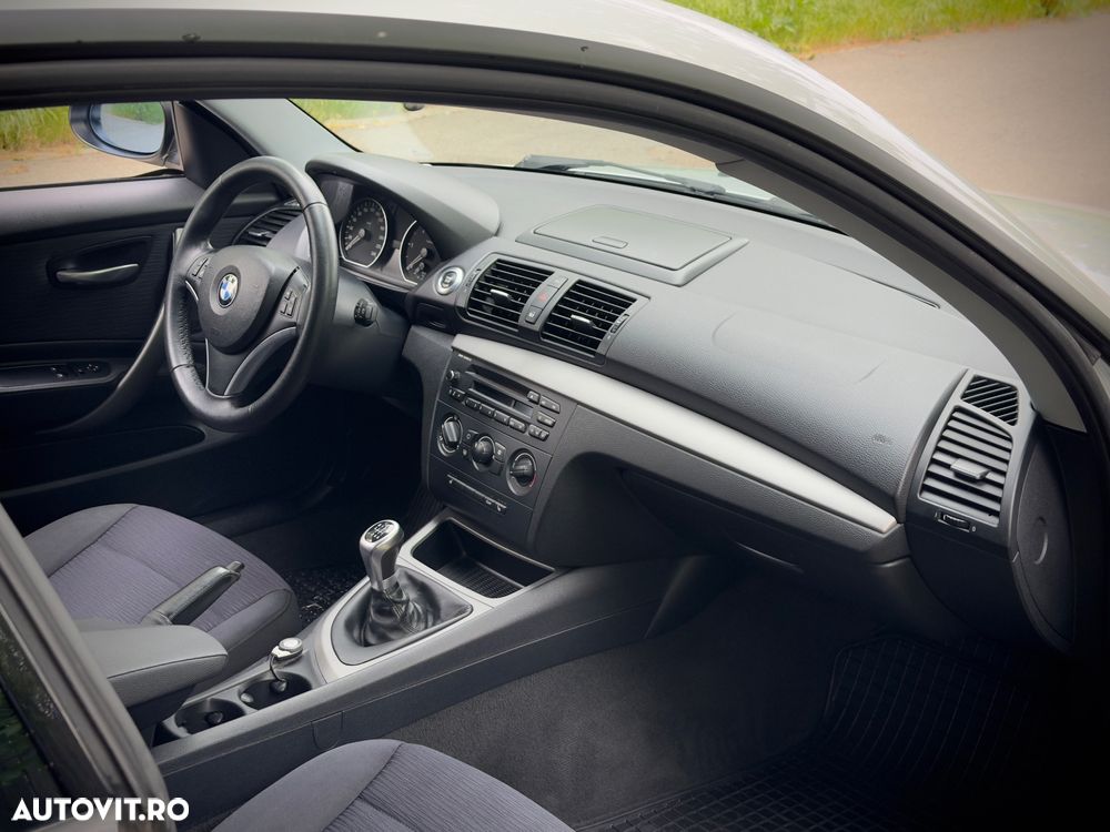 BMW Seria 1 118d - 9