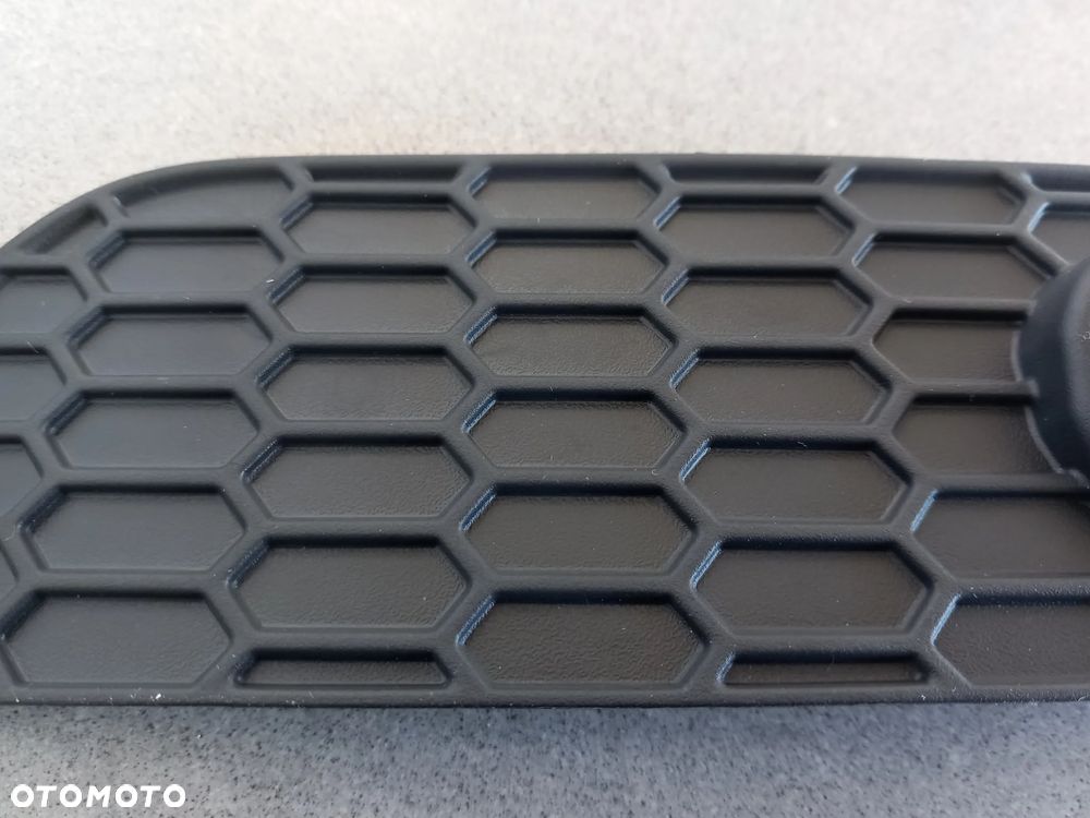 Zaślepka dolna - kratka zderzaka lewa Ford S-Max/Galaxy 2006-2015 1701545 - 2