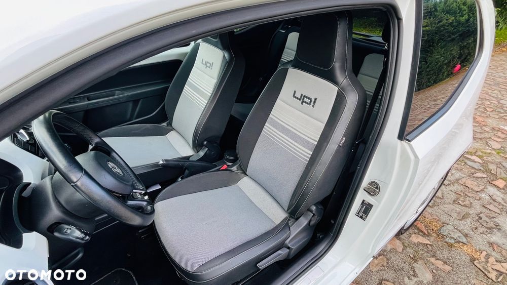 Volkswagen up! - 14