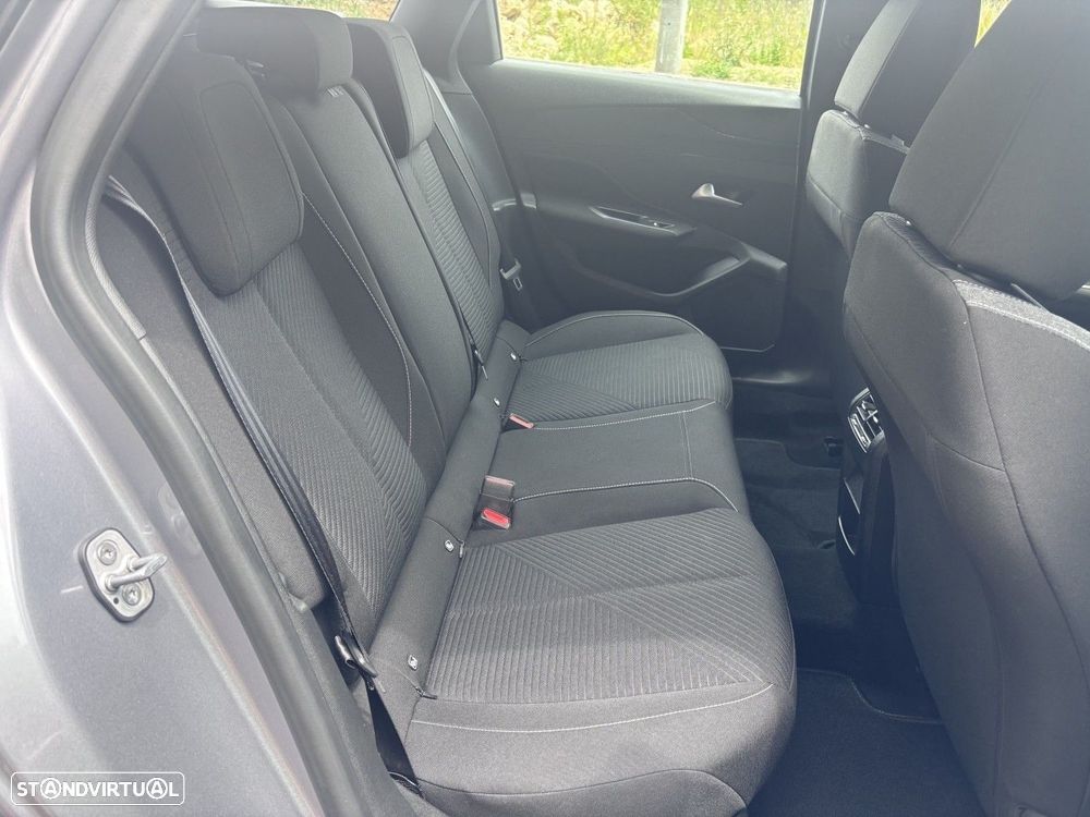 Peugeot 308 SW 1.6 Hybrid Allure Pack e-EAT8 - 15