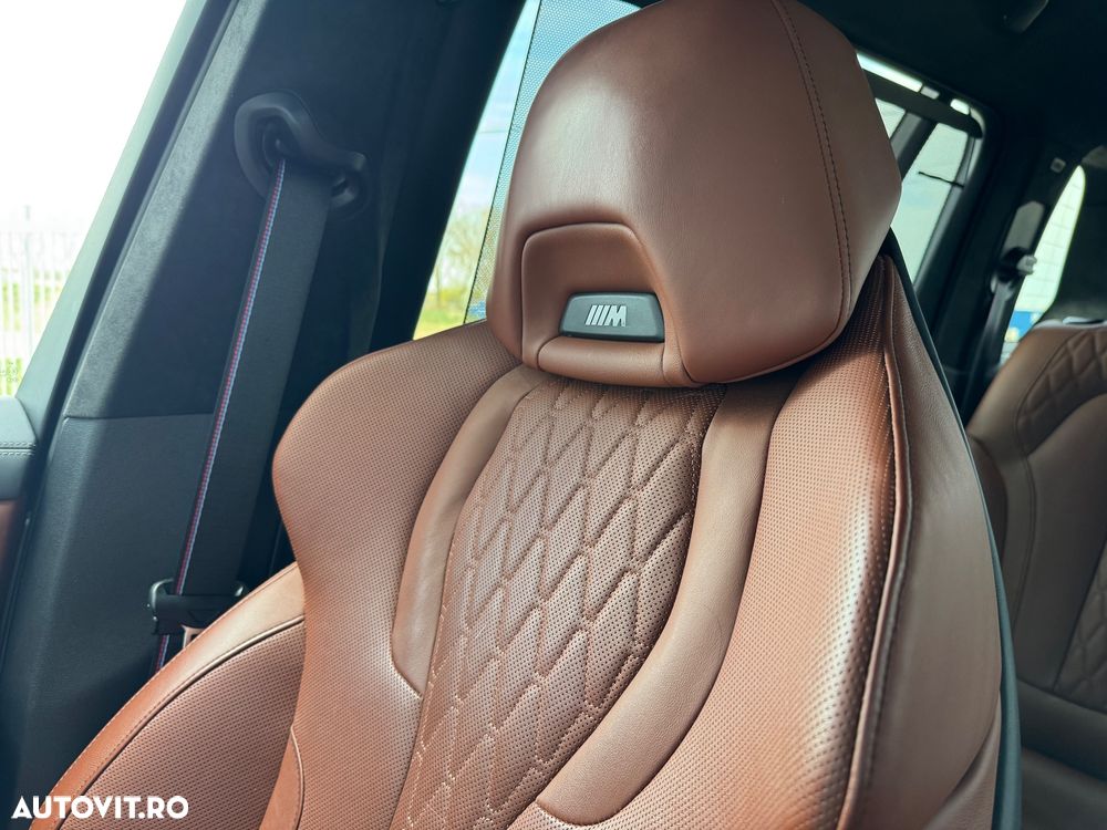 BMW X7 M60i xDrive - 36