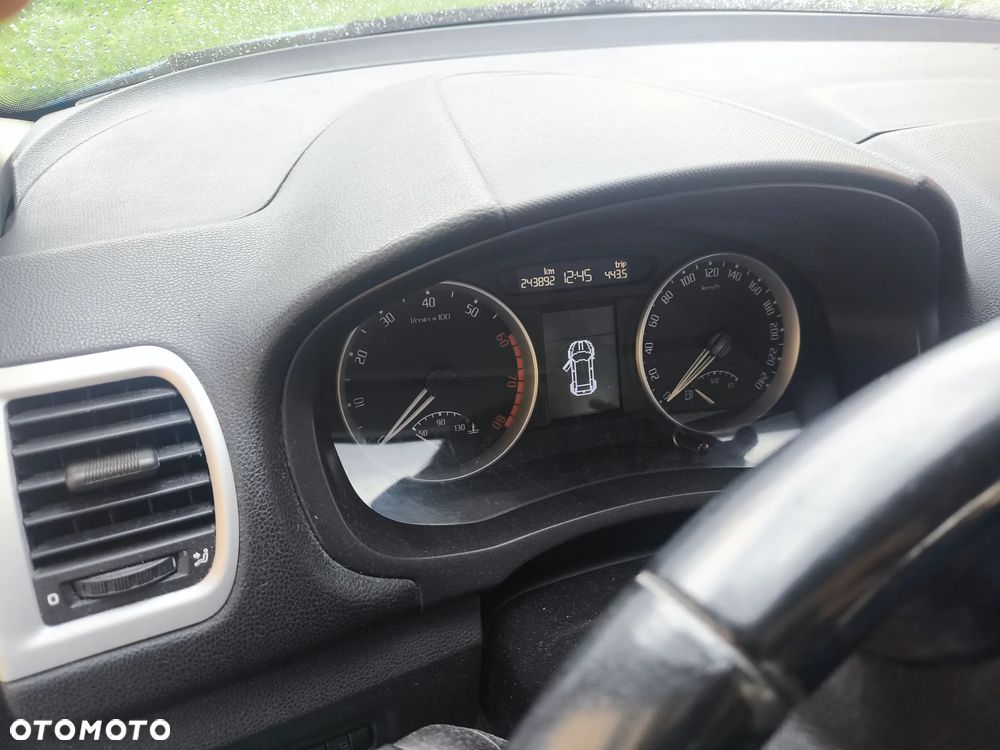 Skoda Roomster 1.4 16V Style - 5