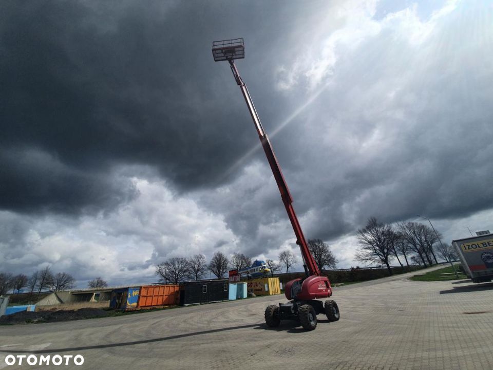 JLG - 9