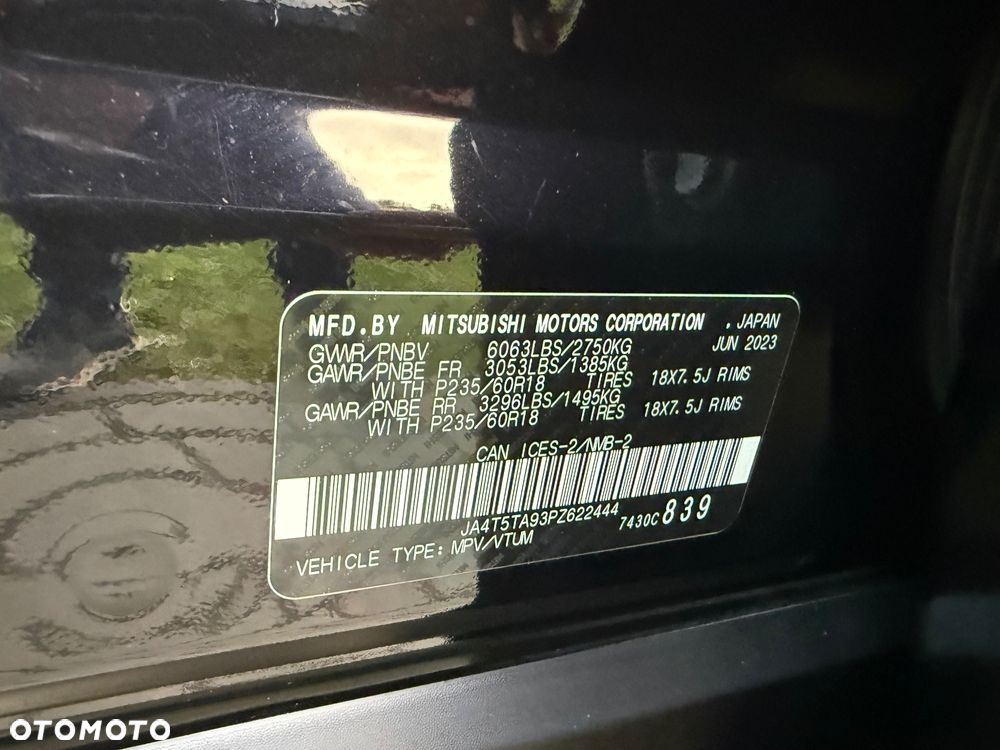 Mitsubishi Outlander - 28