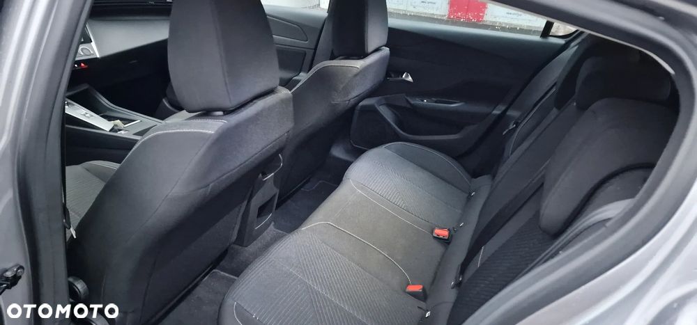 Peugeot 308 1.6 Hybrid PHEV Active Pack EAT8 - 13