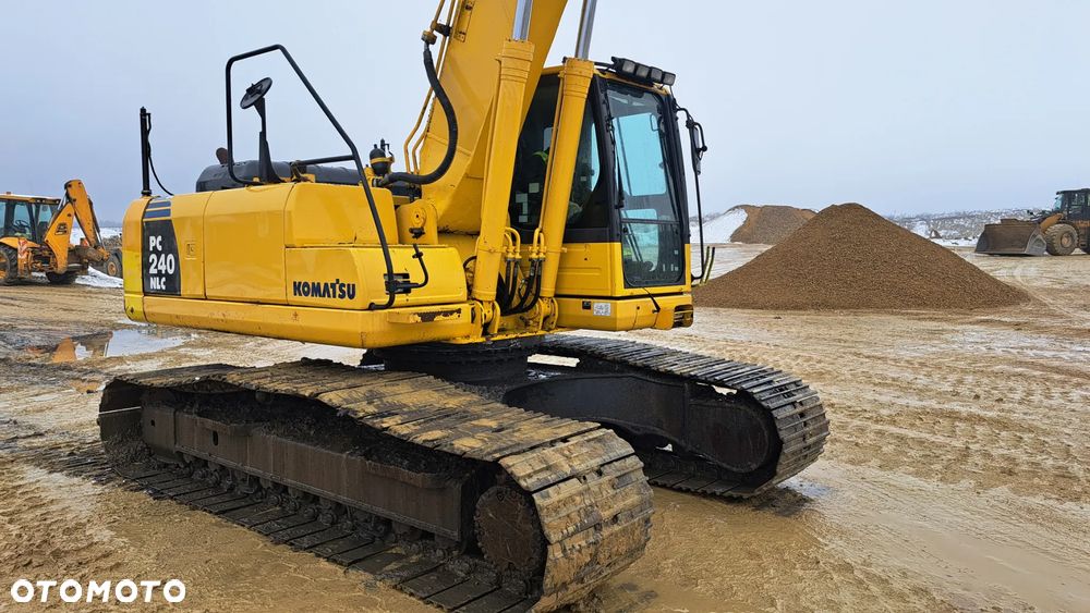 Komatsu PC 240 NLC-8 - 4
