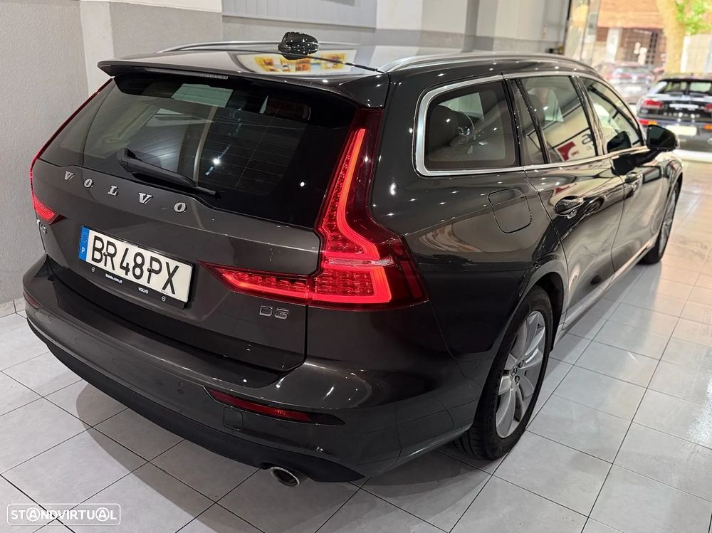 Volvo V60 D3 Momentum Pro - 6