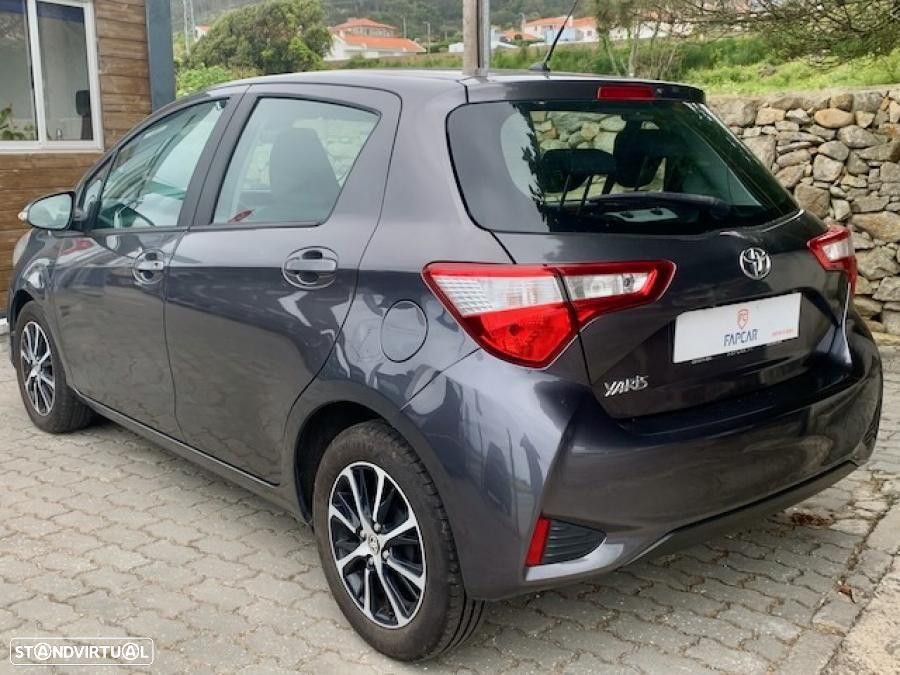 Toyota Yaris 1.4 D-4D Comfort+P.Style - 4