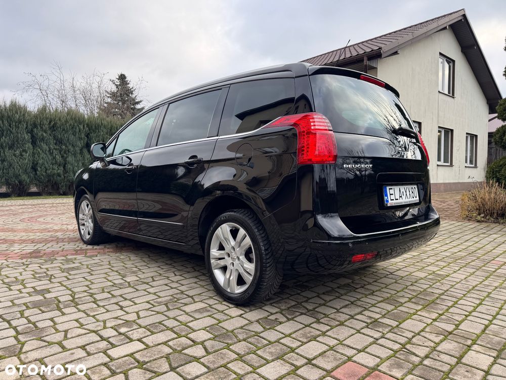 Peugeot 5008 1.6 THP Premium + - 3