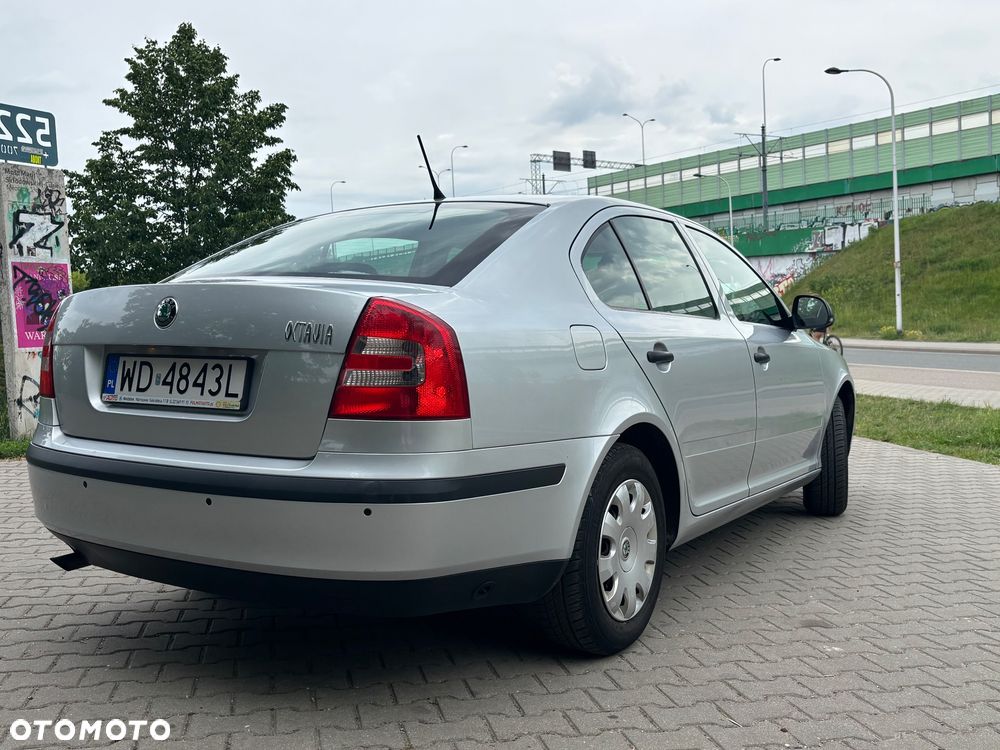 Skoda Octavia 1.6 Ambition - 1