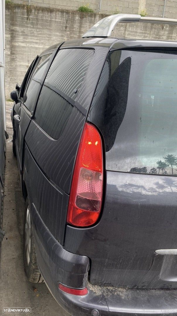 PEUGEOT 807  2.0 HDI de 2007 disponível para peças - 6