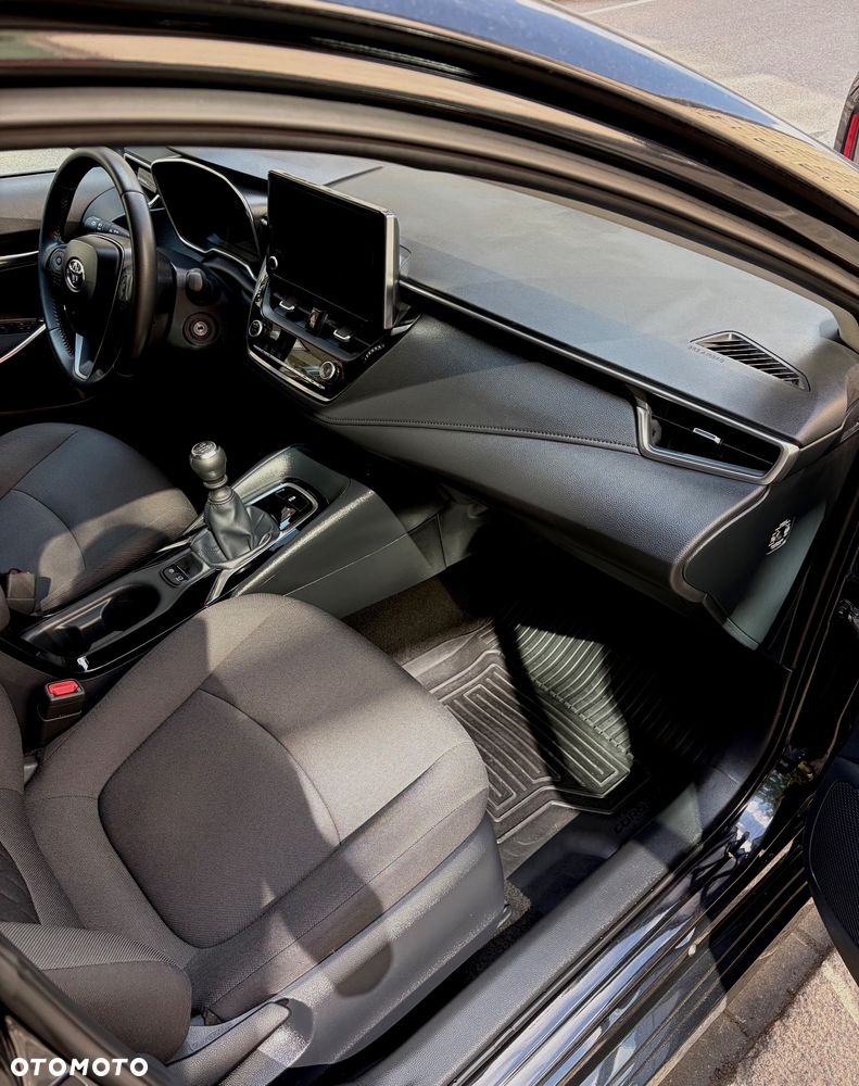 Toyota Corolla 1.5 Comfort - 11