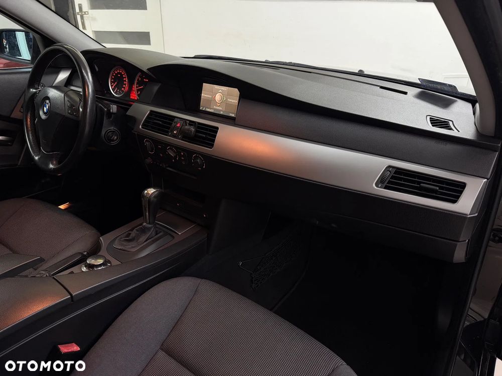 BMW Seria 5 - 24
