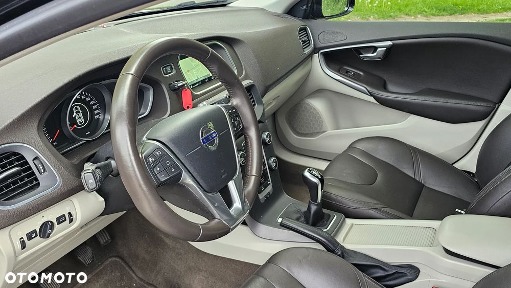 Volvo V40 Cross Country D2 Summum - 5