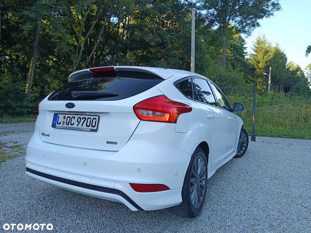 Ford Focus 1.0 EcoBoost Start-Stopp-System ST-LINE - 12