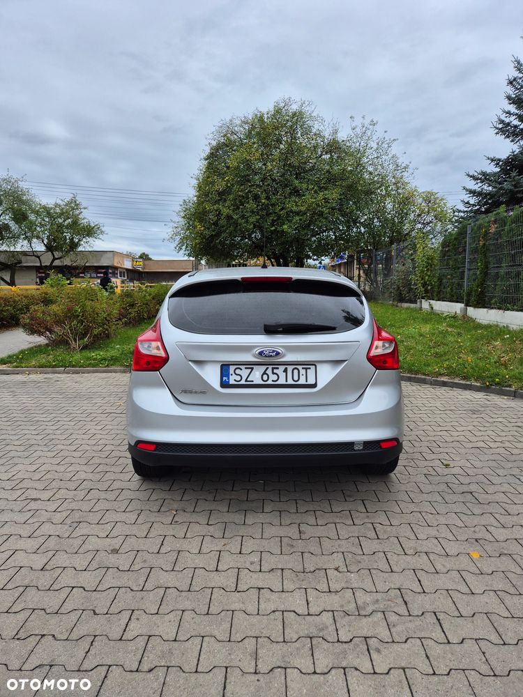 Ford Focus 2014 photo 3