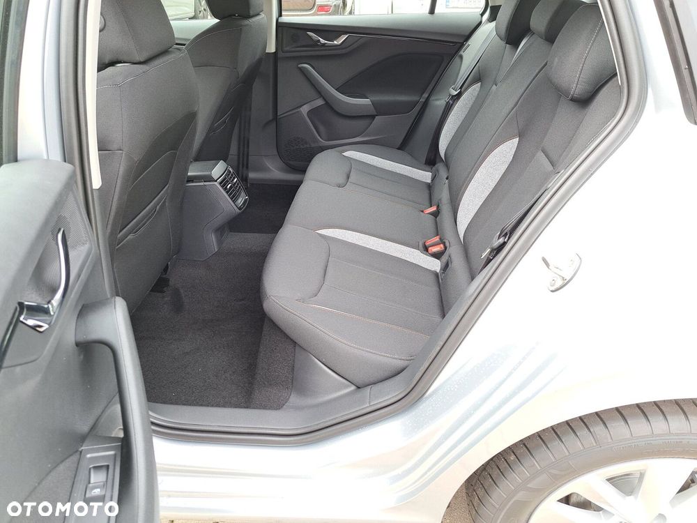 Skoda Scala 1.5 TSI Edition 130 DSG - 29