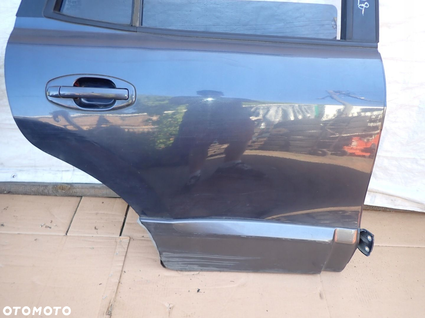 HYUNDAI SANTA FE 01- DRZWI TYLNE PRAWE 5W - 2