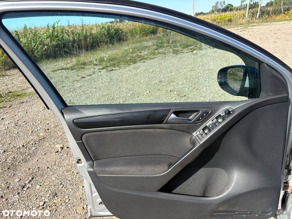 Volkswagen Golf 1.6 TDI Comfortline - 18