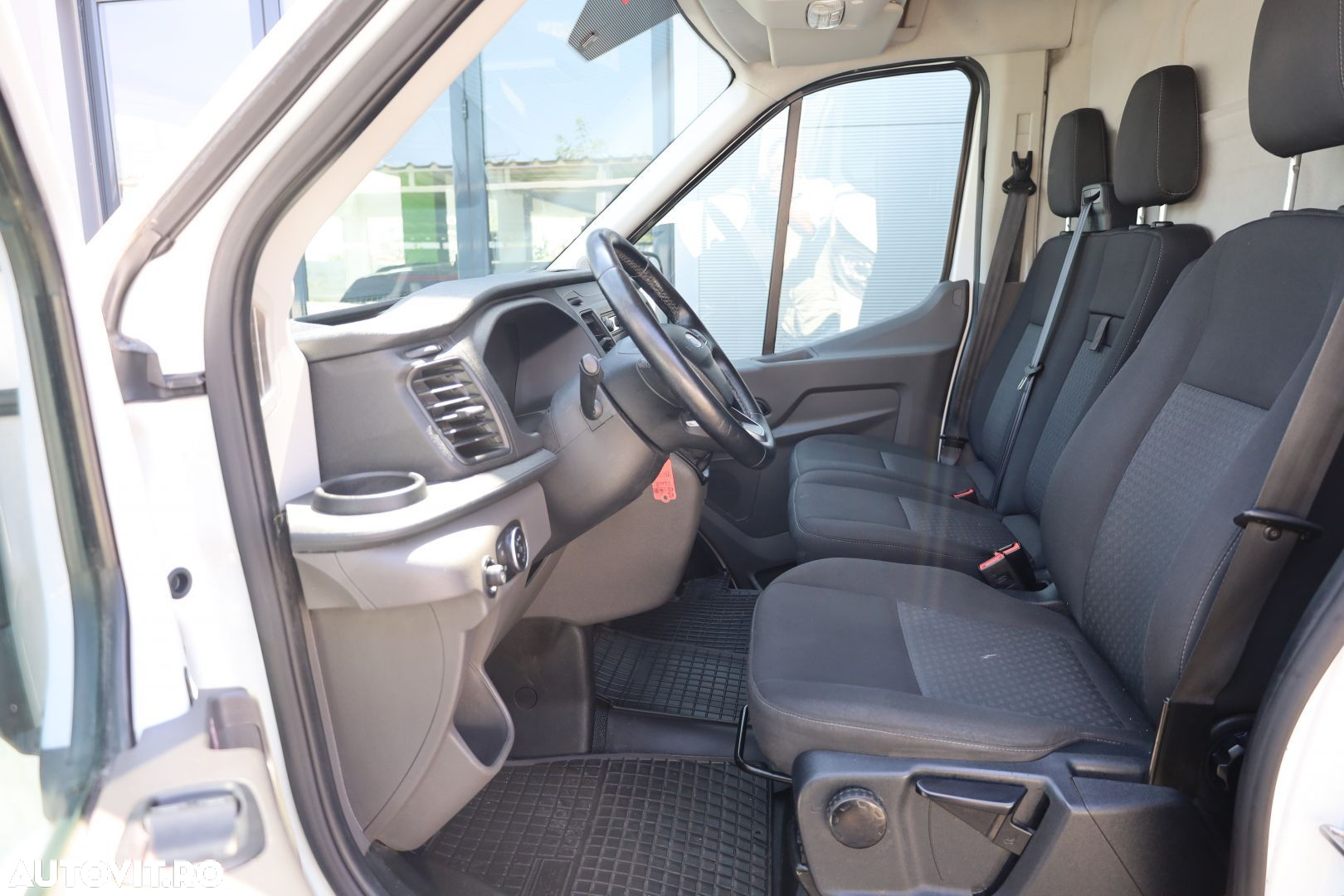 Ford Transit L4H3 - 12