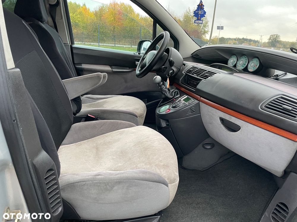 Citroën C8 - 21