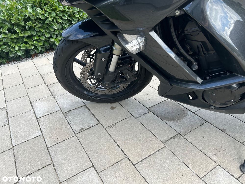 Kawasaki Ninja 1000 SX - 22